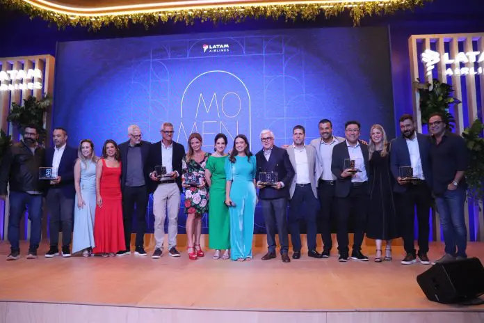 Operadoras que mais venderam Latam em 2025 são reconhecidas e homenageadas pela companhia. Crédito: Maurício Herschander/ Brasilturis Operadoras que mais venderam Latam em 2025 são reconhecidas e homenageadas pela companhia. Crédito: Maurício Herschander/ Brasilturis
