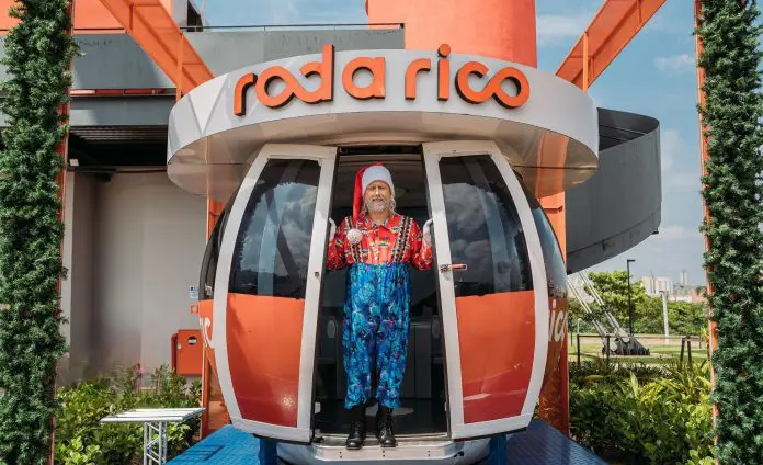 Com atração musical, aula de spinning e visita do Papai Noel, Roda Rico celebra três anos de operação