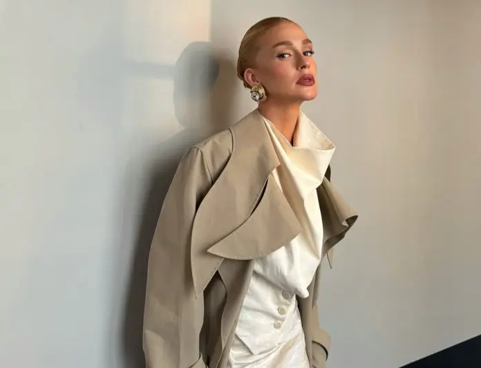 Marina Ruy Barbosa denuncia cancelamento de reserva internacional de última hora e questiona a atuação de plataforma de viagens. Marina Ruy Barbosa denuncia cancelamento de reserva internacional de última hora e questiona a atuação de plataforma de viagens.