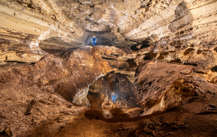 Caverna do Urubu, no Rio Grande do Norte, integra o movimento de valorização do espeleoturismo no Brasil. Crédito: Daniel Menin