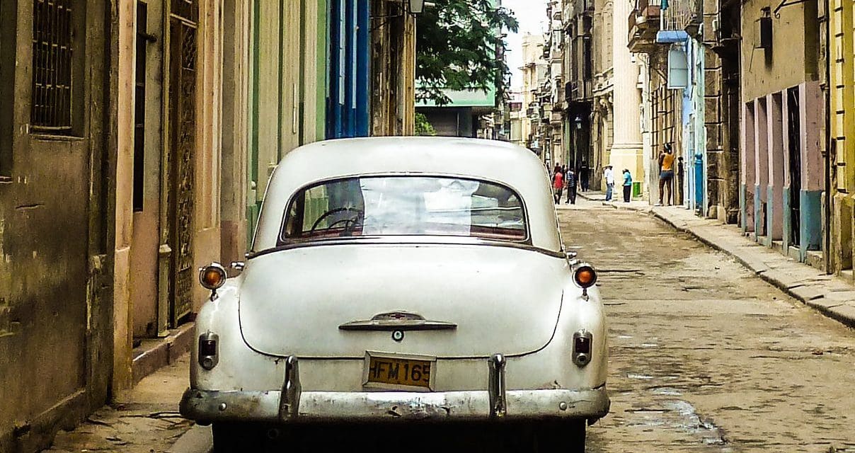 Diferente dos vizinhos, Cuba tem dificuldades na recuperação do turismo