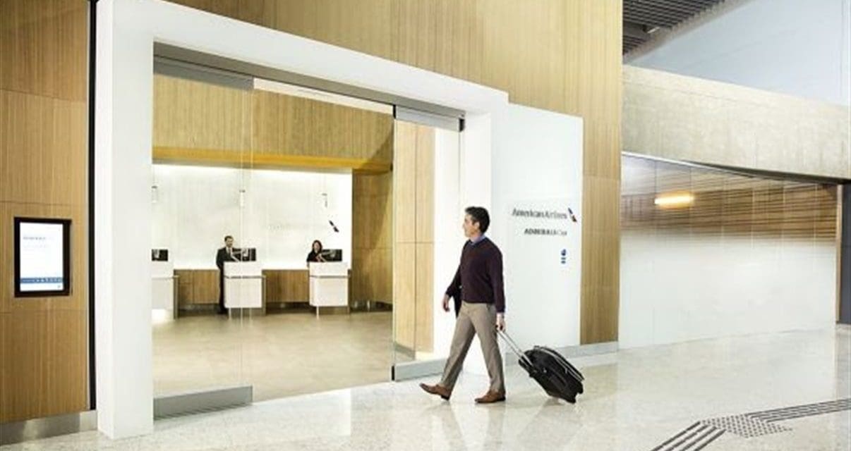 American Airlines reabre lounge Admirals club no RioGaleão