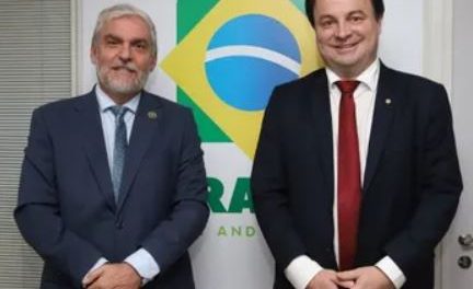 Embratur e Comissão de Turismo da Câmara focam em fortalecer o Brasil no exterior