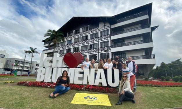 CVC leva agentes a Balneário Camboriú, Beto Carrero e Blumenau