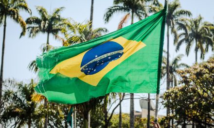 Receita gerada por estrangeiros no Brasil quase iguala todo o ano de 2021
