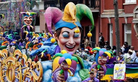 Mardi Gras retorna às ruas de New Orleans nesta terça (1º)