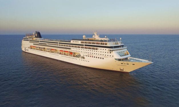 MSC Armonia chega em Itajaí (SC) para a temporada na América do Sul