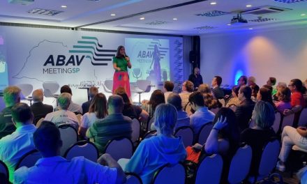 Abav MeetingSP une Fórum Executivo e Convenção Aviesp em São Paulo