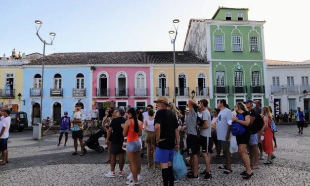 Turismo baiano mantém ritmo de crescimento 