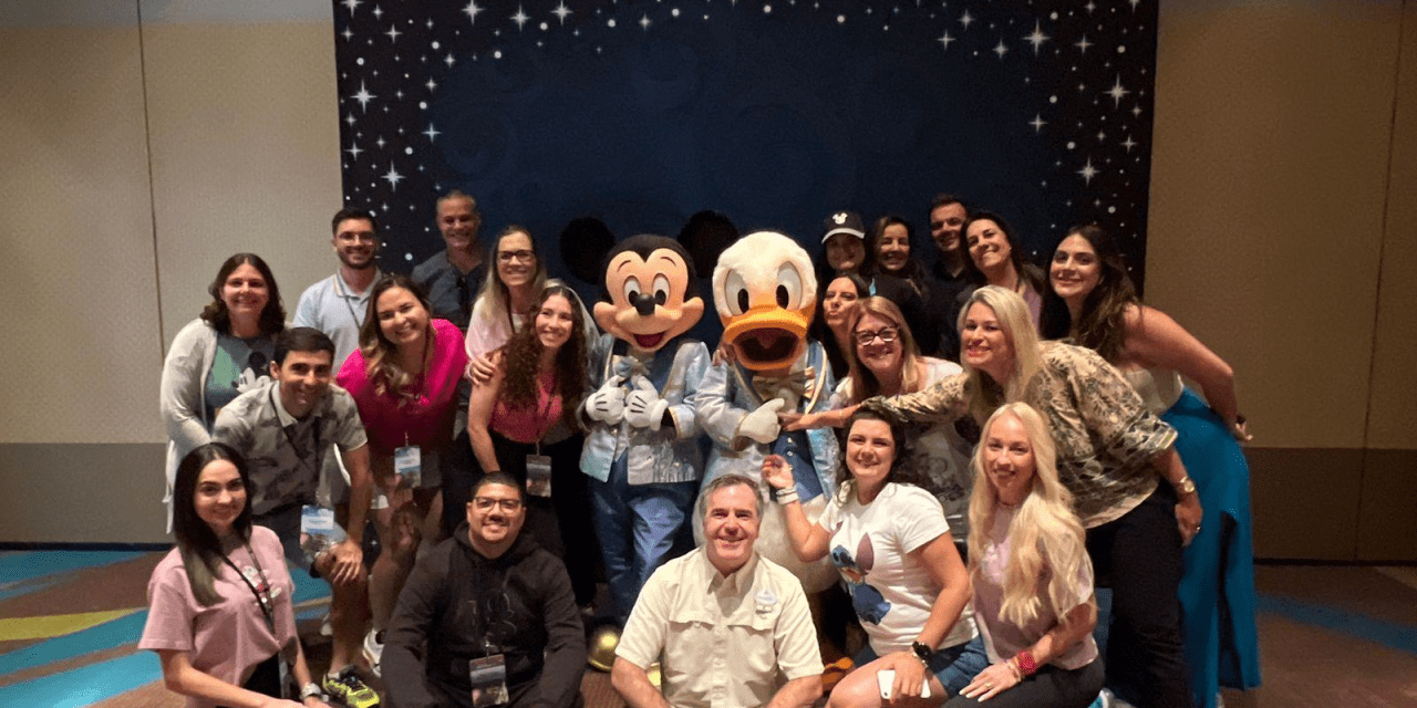 HotelDO leva agentes de viagens para a Disney