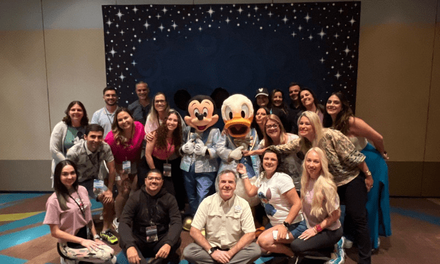 HotelDO leva agentes de viagens para a Disney