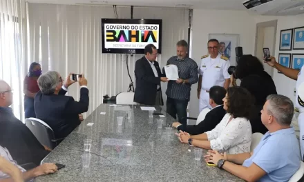 Bahia autoriza afundamento de navios na Baía de Todos-os-Santos