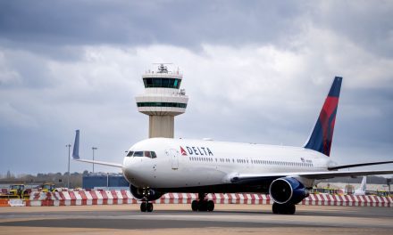 Delta seleciona conectividade Hughes In-Flight nas aeronaves regionais