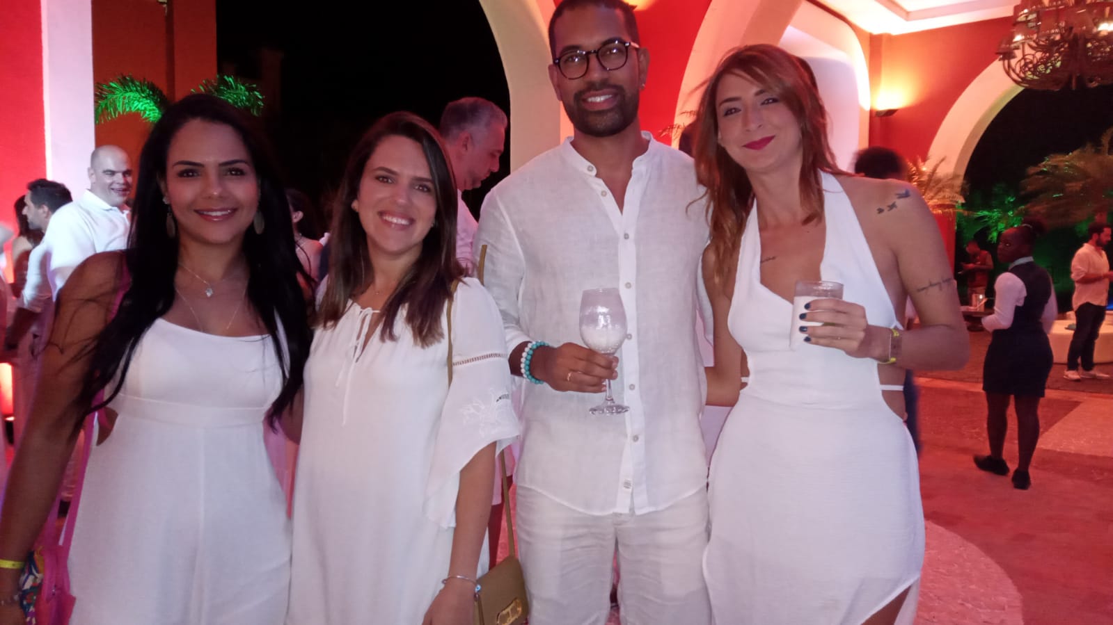 Raiza Souza (Iberostar), Luna Freitas (Iberostar), Daian Silva (Infinitas Travel) e Laura Pineres (Infinitas Travel)