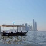Dubai apresenta duas novidades, praias noturnas e abra elétrico