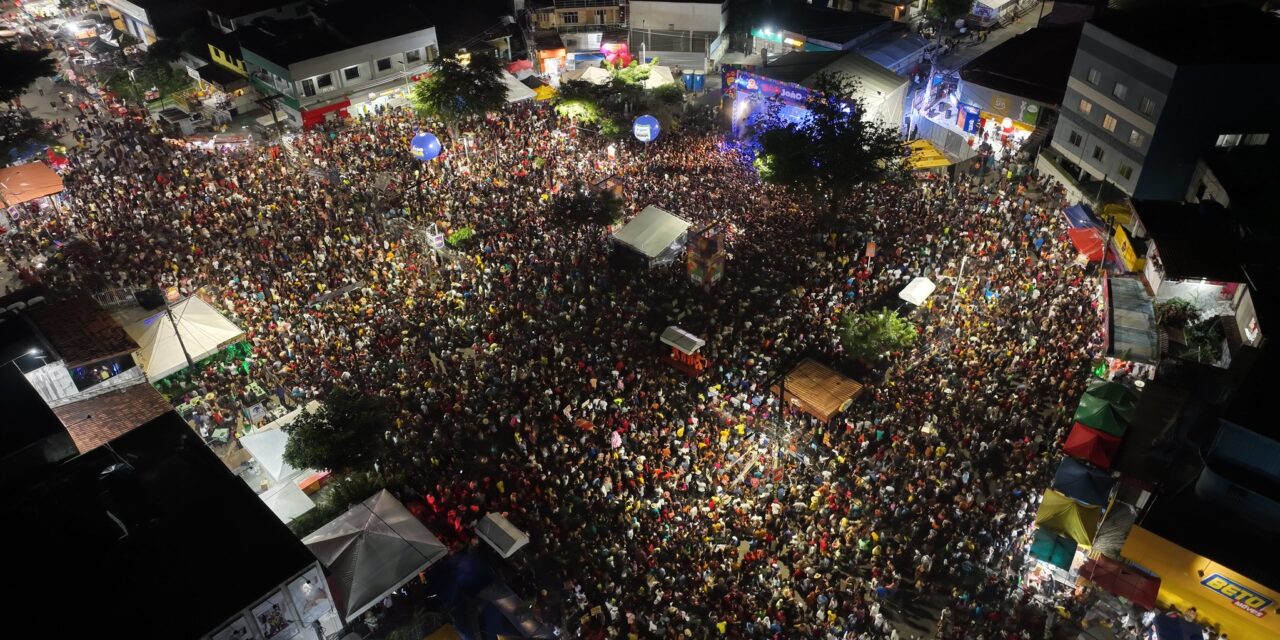 Festa em Paripe recebe 120 mil visitantes