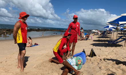 Governo da Bahia promove ação para previne afogamentos em Salvador
