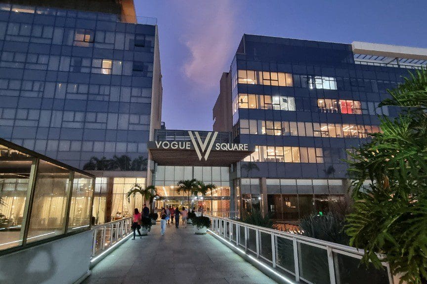 Vogue Fashion Hotel fecha 1º semestre em alta