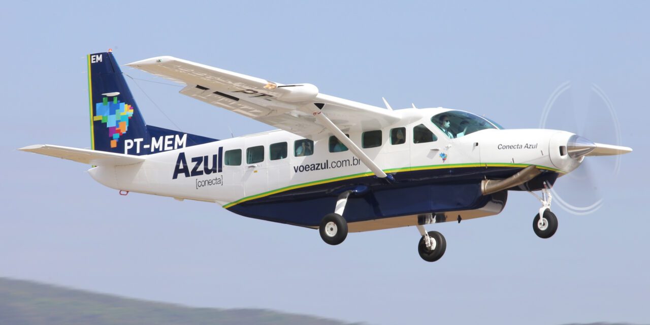 Azul realiza voo inaugural para Salinas partindo de Confins