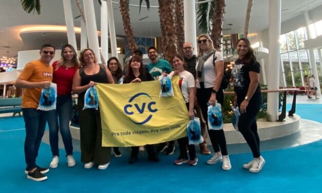 CVC embarca famtour para Orlando