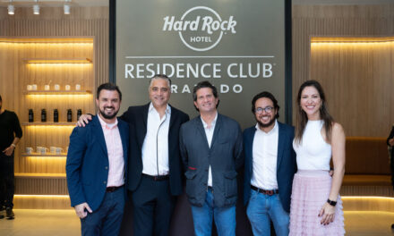 VP sênior da Hard Rock International visita obra em Gramado