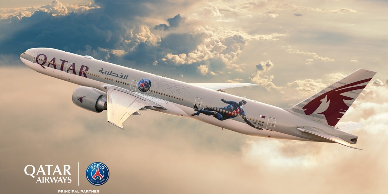 Qatar Airways revela nova pintura do PSG em Boeing 777
