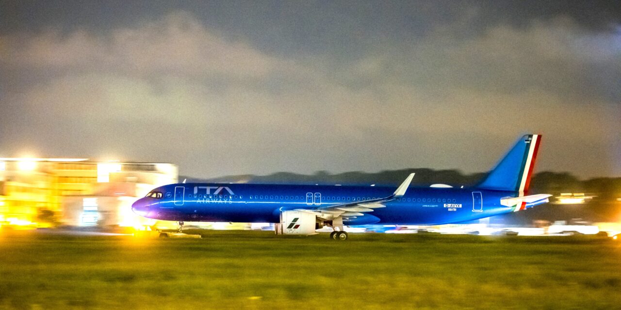 Primeiro Airbus A321neo da Ita Airways sai do hangar de pintura