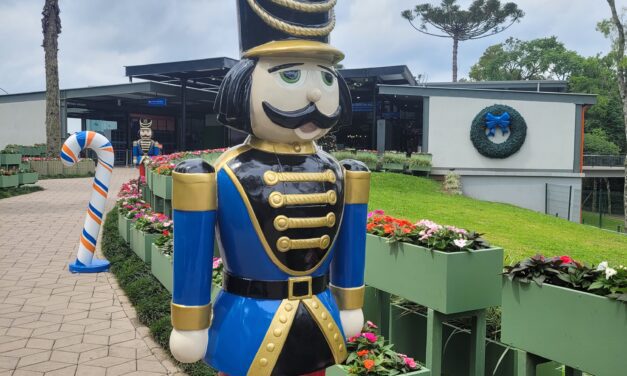 Skyglass Canela aposta em decoração natalina para as festas de fim de ano