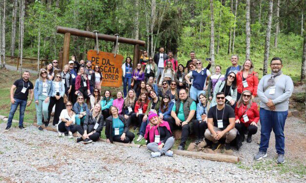 Resorts Brasil leva agentes de viagens para Cascata do Caracol (RS); veja fotos