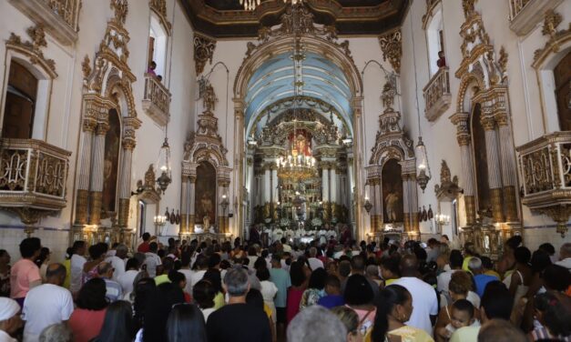 Encerramento dos festejos do Senhor do Bonfim atrai turistas à Colina Sagrada