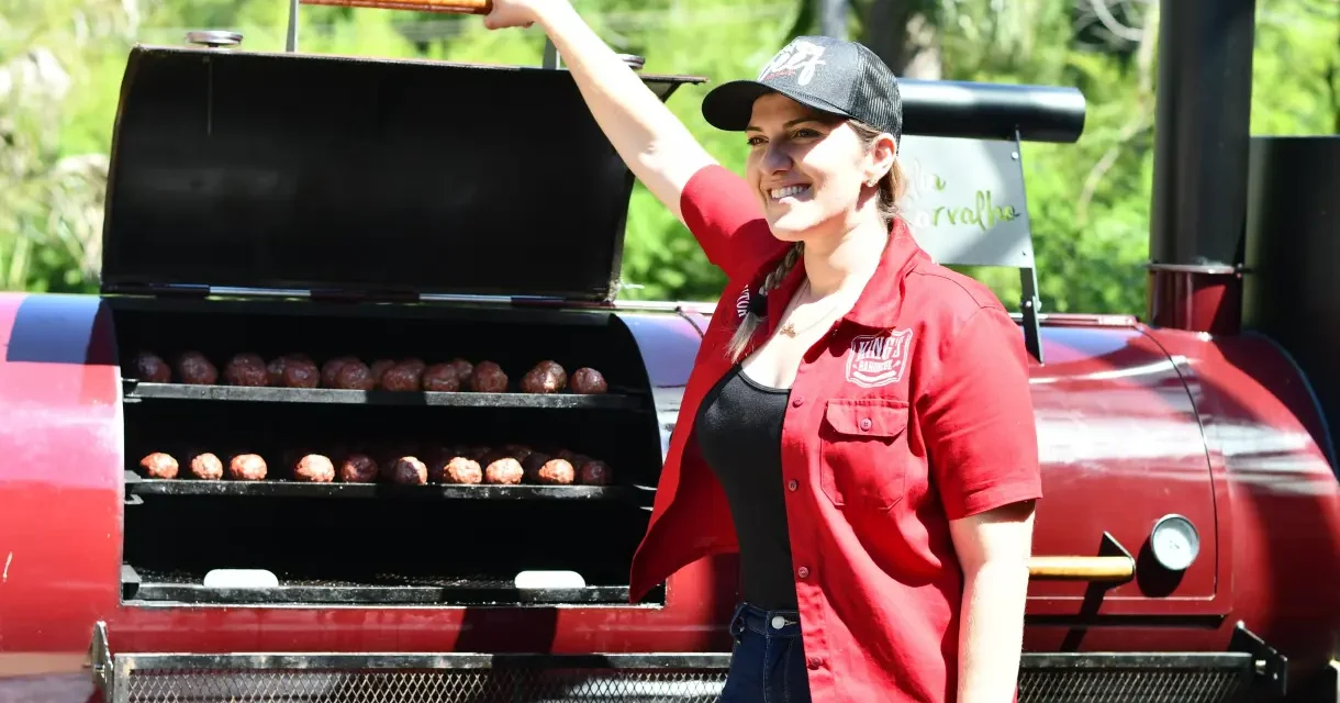 Jurema Águas Quentes recebe treinamento de chef sobre carnes e churrasco