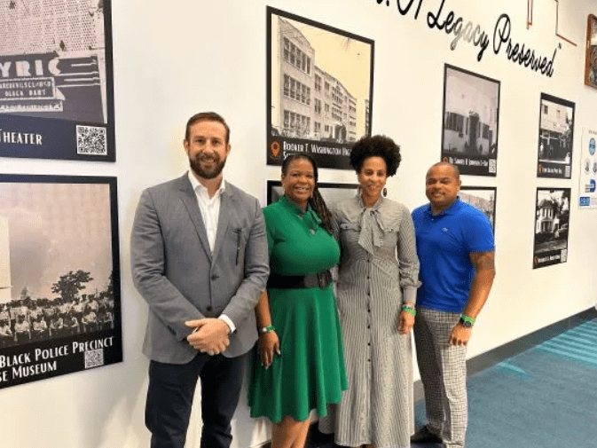 MiamiCentral recebe exposição em comemoração ao mês da História Negra
