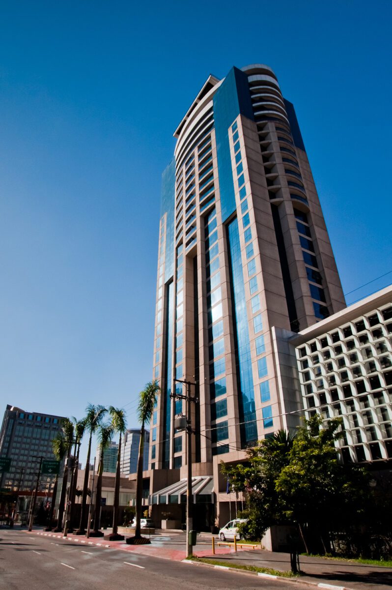 Blue-Tree-Faria-Lima...