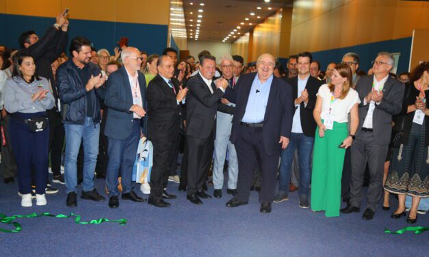 Abertura do Expo Turismo Paraná celebra crescimento de 10% no Turismo do estado