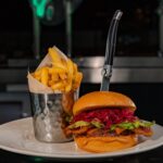 Hard Rock Cafe abre nova temporada do World Burger Tour