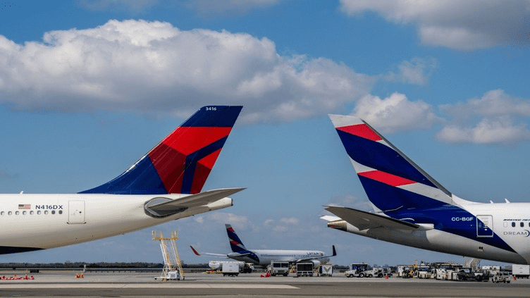 Volume de passageiros da Latam e Delta em voos Brasil-EUA cresce 43% 1T24