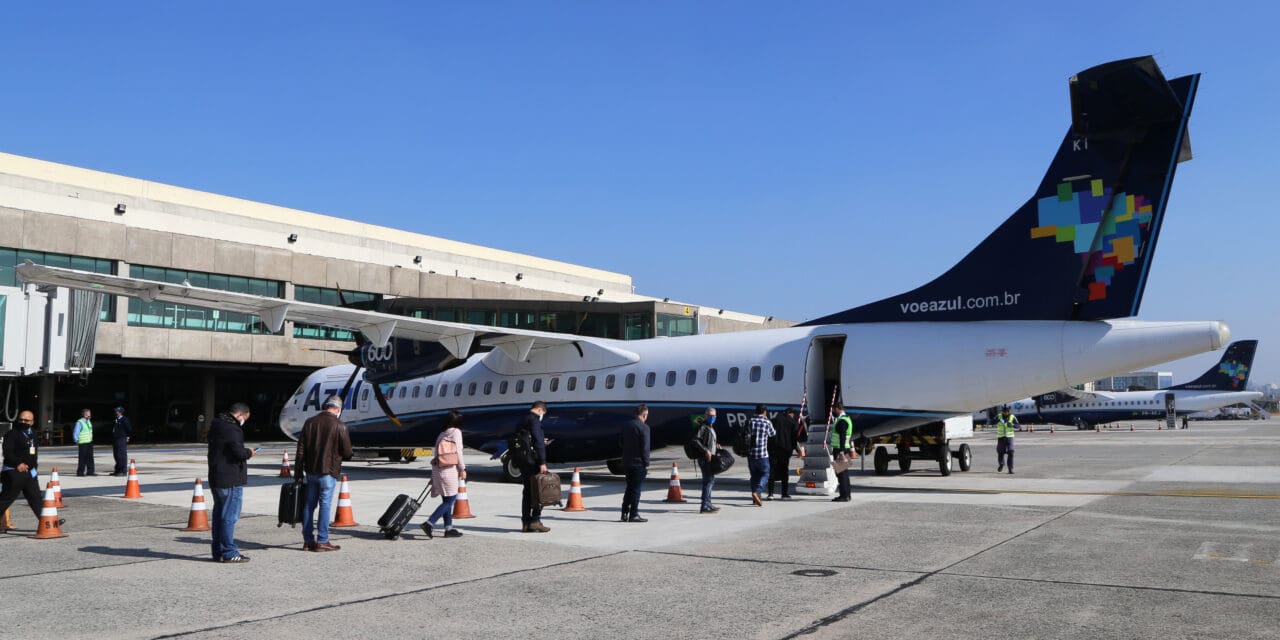 Azul retoma rota com voos diários entre Aracaju e Salvador