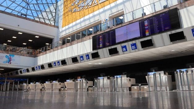 Aeroporto de Porto Alegre volta a realizar embarques e desembarques