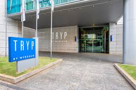 Hotel Tryp BH Savassi investe R$ 1 milhão unidade do La Vinícola