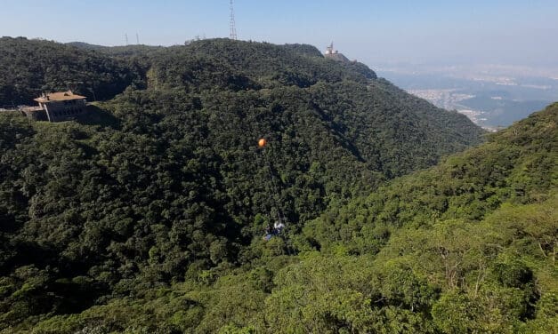 Tirolesa Voo da Serra celebra um ano com promoções especiais