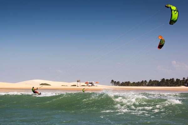 Jericoacoara: temporada de ventos favorece esportes náuticos