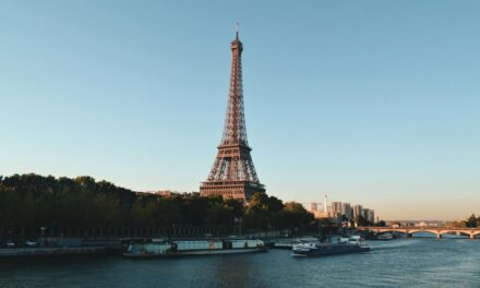 Olimpíadas ampliam em 120% o interesse dos brasileiros por turismo em Paris