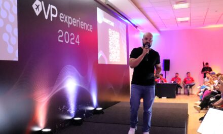 Daniel Turbox dá dicas de automação inteligente na VP Experience 2024