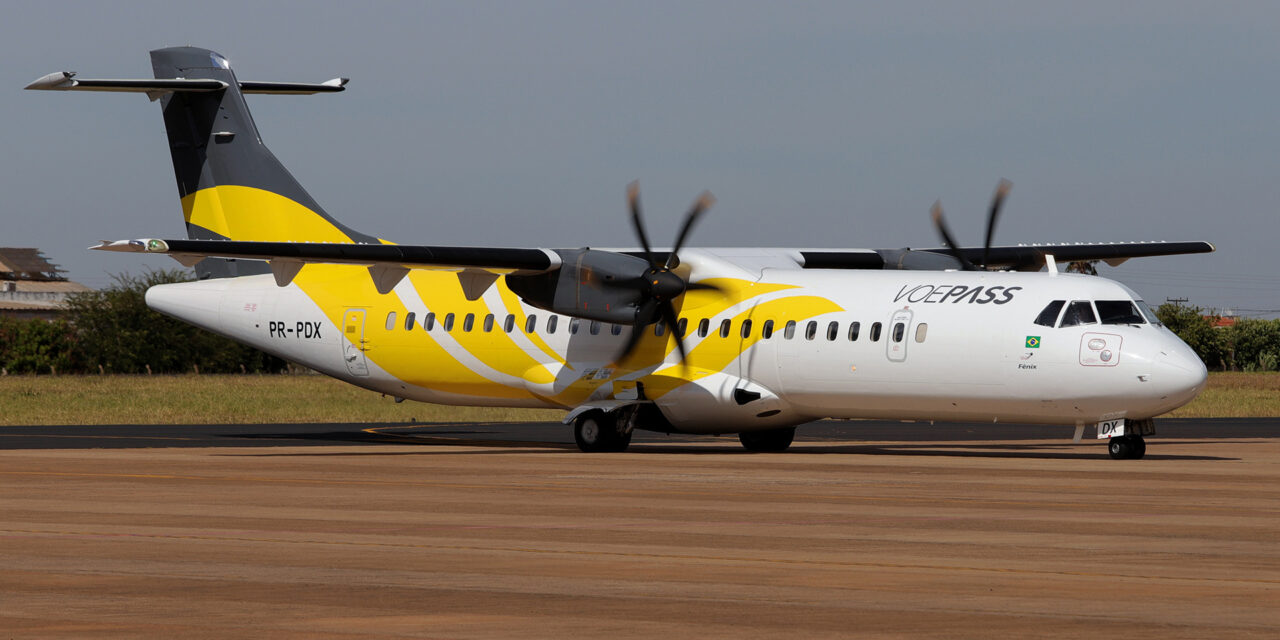 Avião da Voepass cai em Vinhedo, no interior de SP