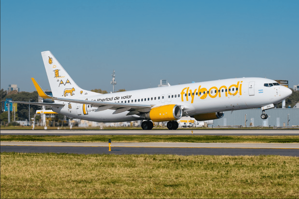 Flybondi conecta Brasil e Argentina com voos para o Aeroparque