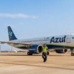 Azul reduz prejuízo e alcança receita recorde de R$ 5,1 bi no 3T24