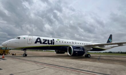 Azul amplia frota com novos Embraer e reforça compromisso com modernização