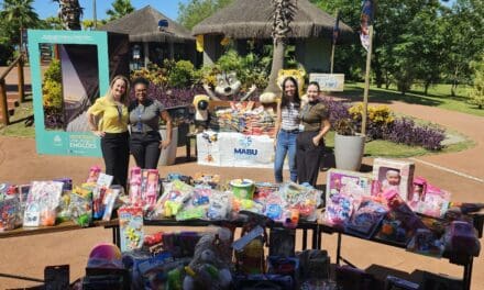 Blue Park doou mais de 150kg de alimentos e 250 brinquedos em 2024