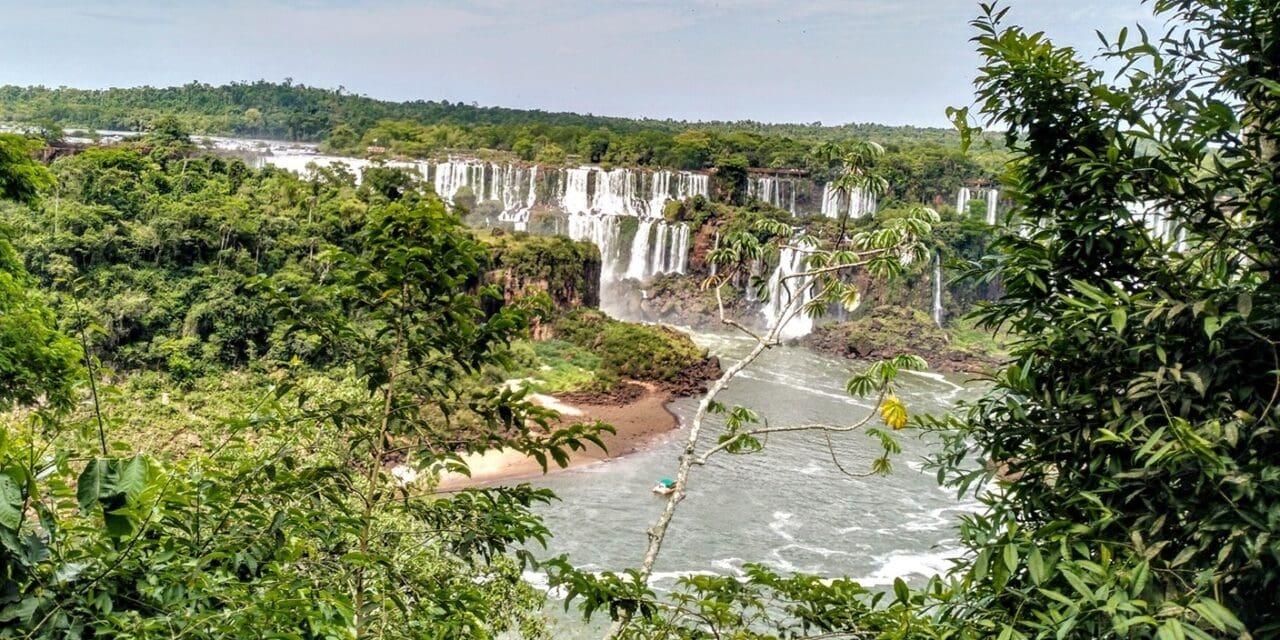 Foz do Iguaçu sedia 1ª Conferência de Geologia e Mineração do Mercosul