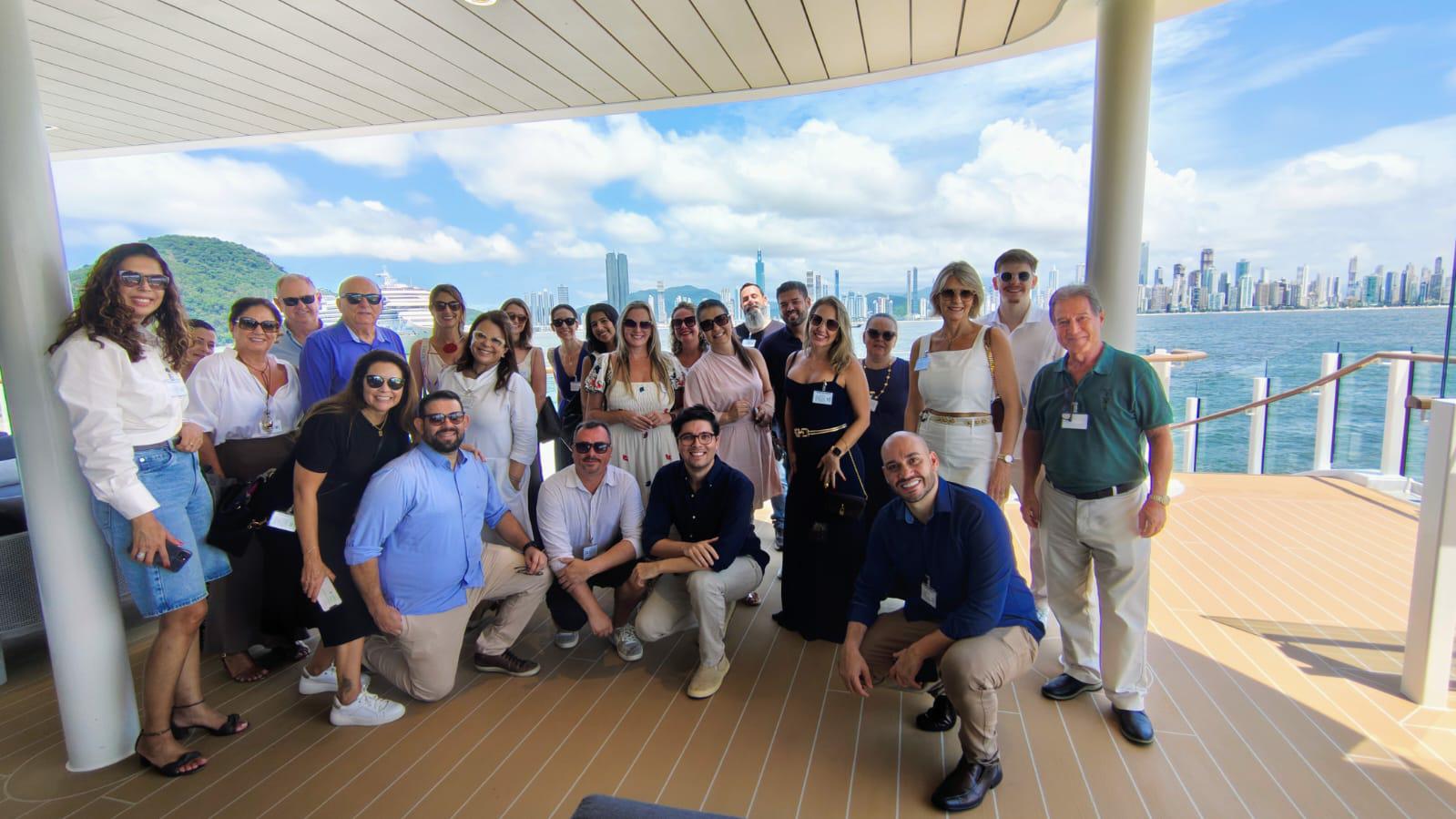 WhatsApp-Image-2025-02-27-at-14.54.32 R11 Silver Ray